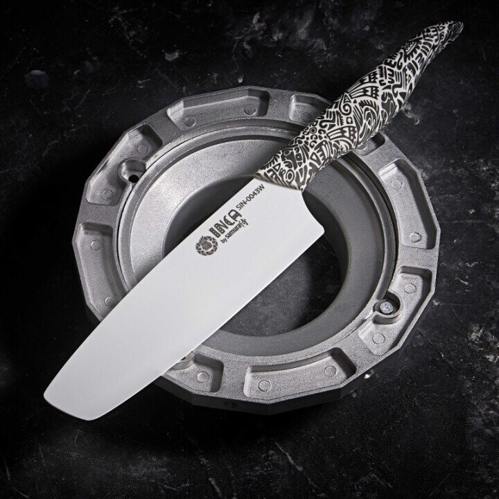 Samura Inca Кухонный нож Nakiri с 165 mm белым циркония керамическим лезвием и ABS TPR повверхностю ручкой (Фото 6)